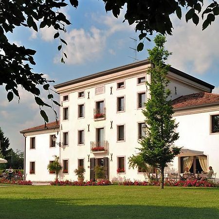 Hotel Villa Dei Carpini Oderzo Zewnętrze zdjęcie