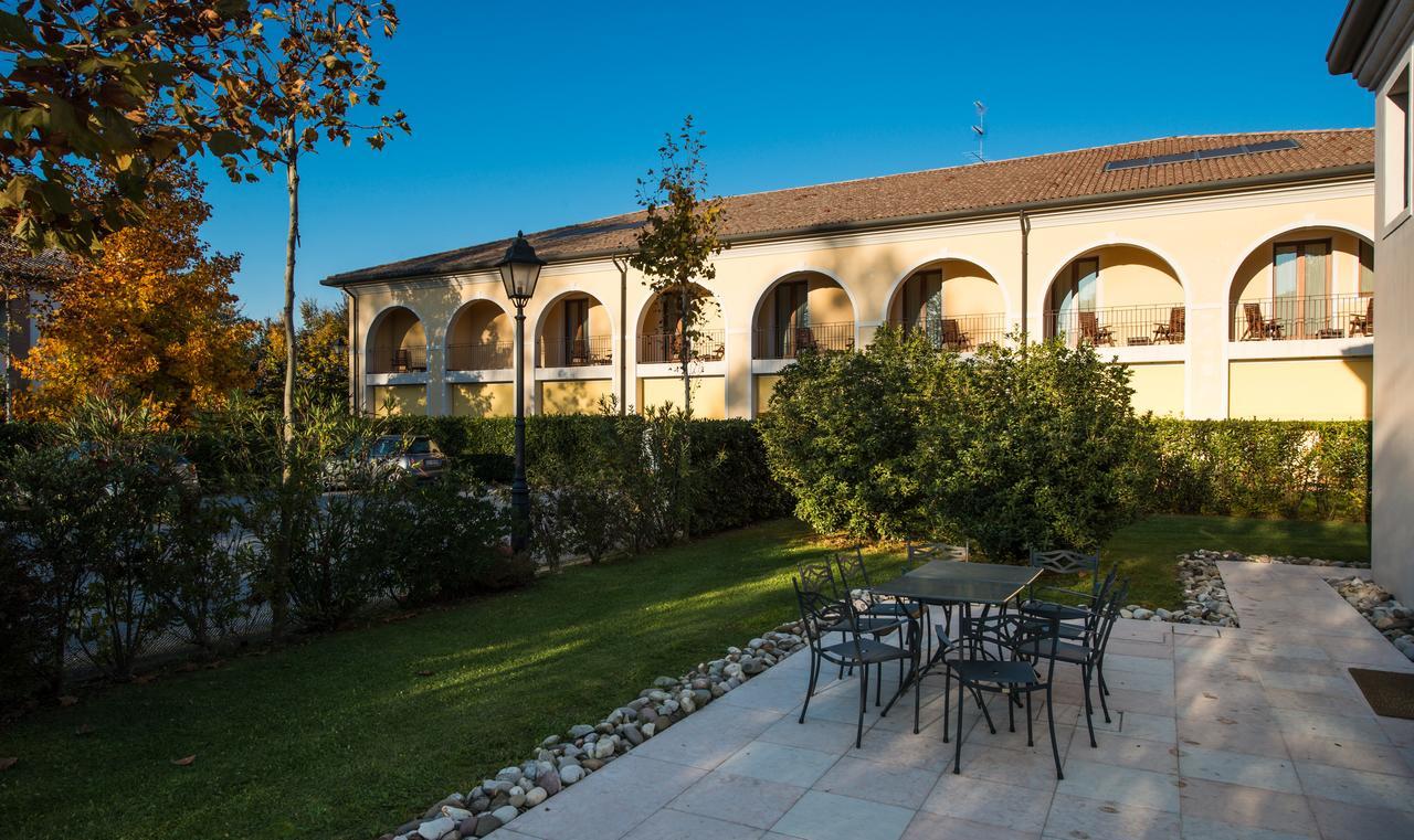 Hotel Villa Dei Carpini Oderzo Zewnętrze zdjęcie